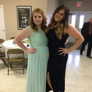 Meet your Posher, Jennie